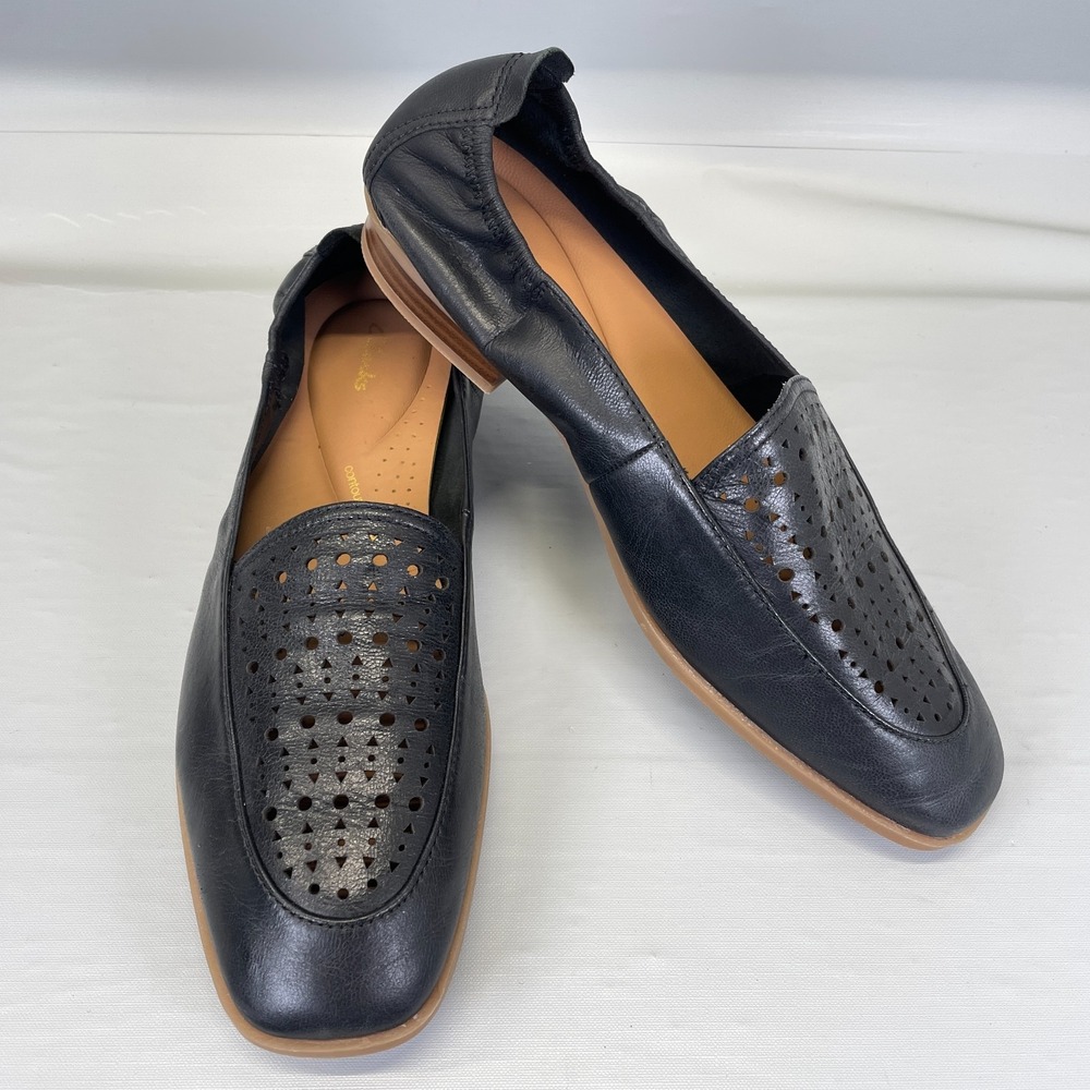 Clarks Sarafyna Sky Loafers Womens Size 8.5 Wide Black Leather Perforated Shoes - Picture 2 of 10